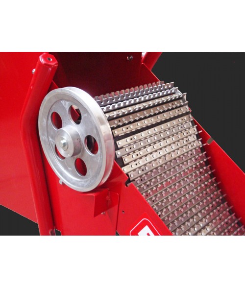 Broyeur terre adapté aux terres végétales