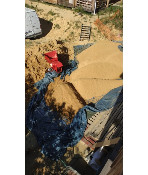 Broyeur terre adapté aux terres végétales