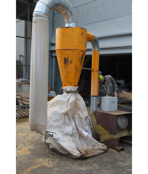 Location d'un broyeur paille triphasé